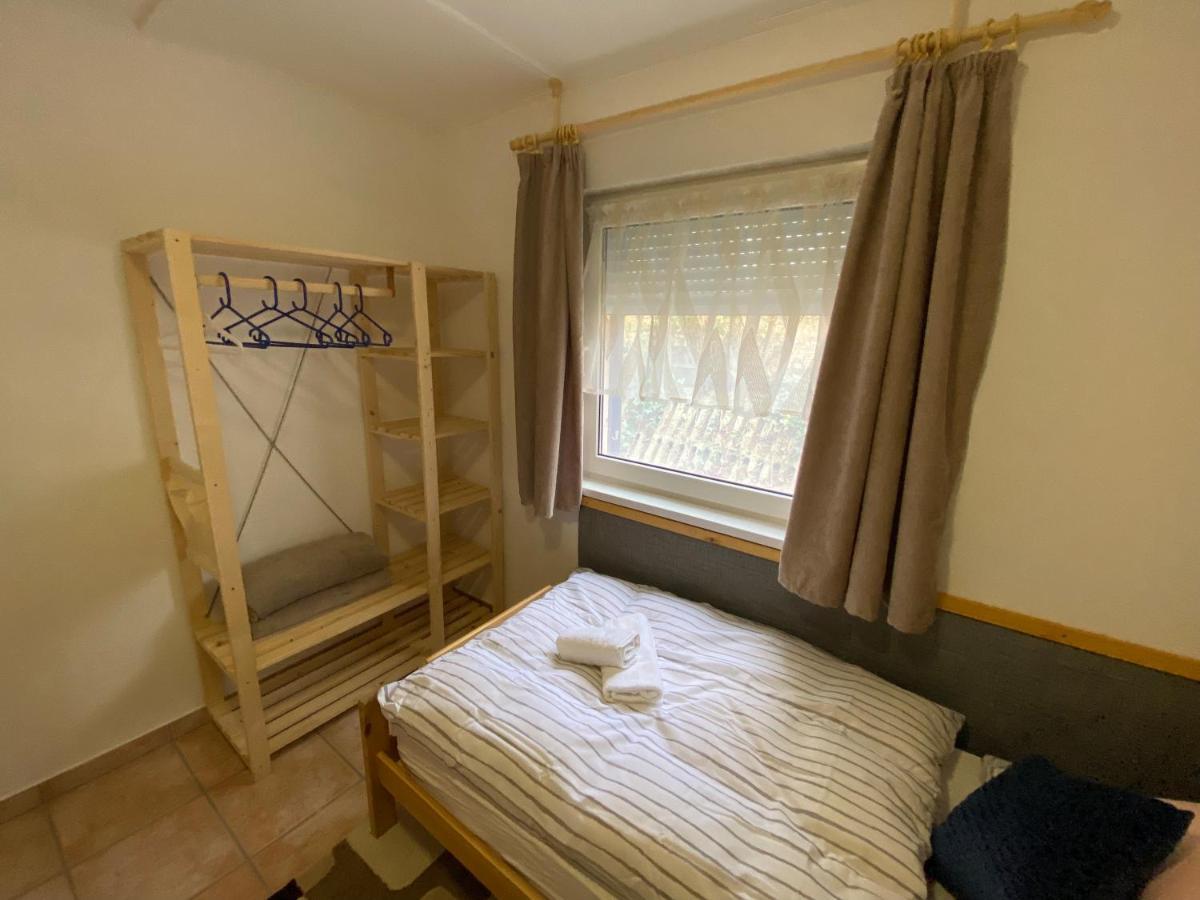 Regina Ranch Hotel Igal Buitenkant foto