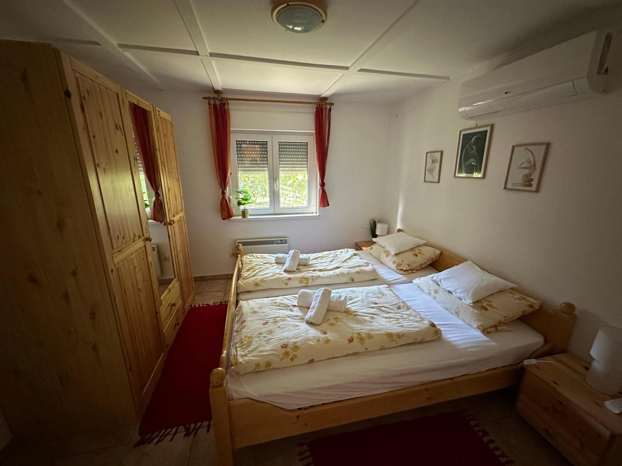 Regina Ranch Hotel Igal Buitenkant foto