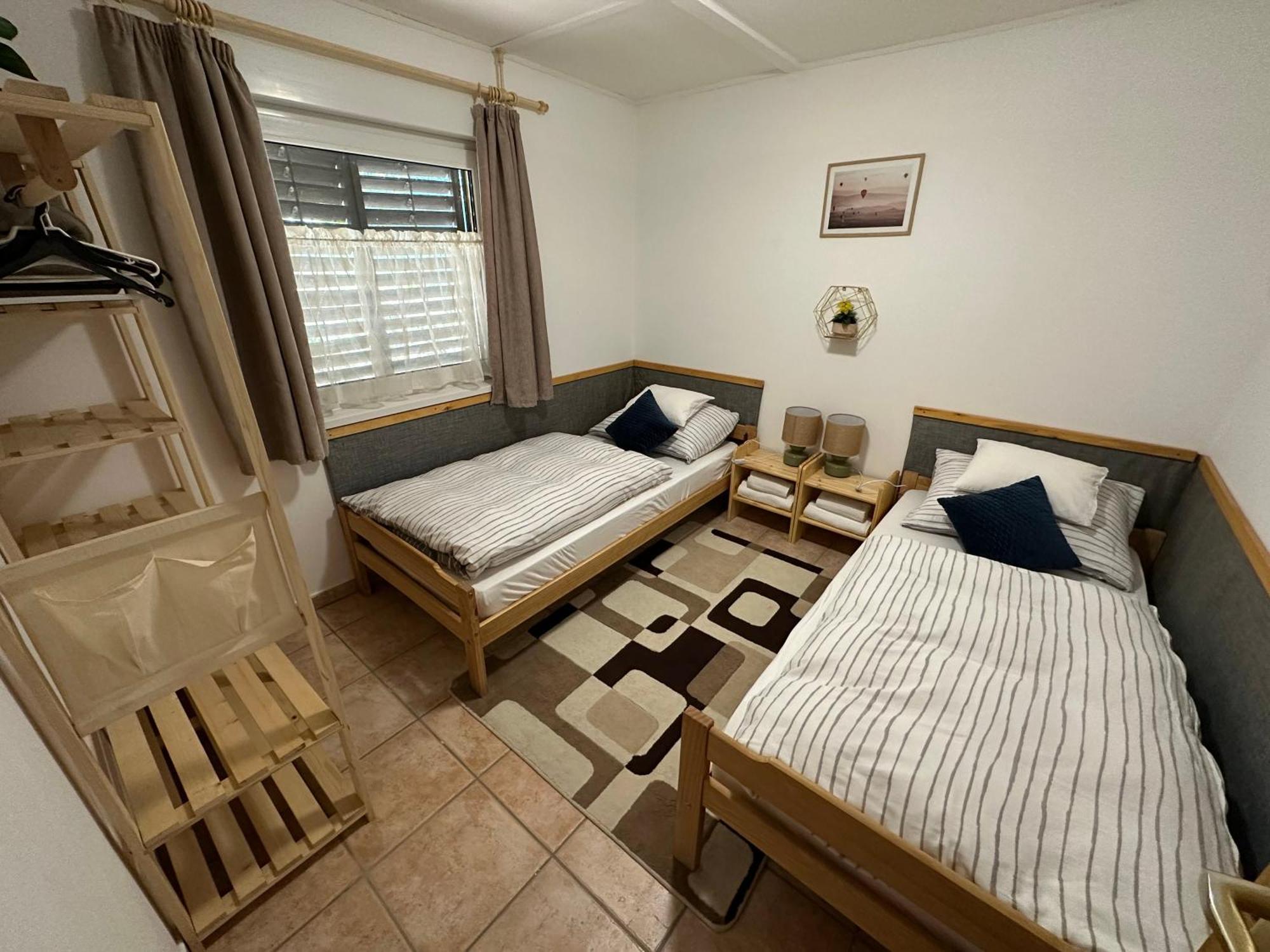 Regina Ranch Hotel Igal Buitenkant foto