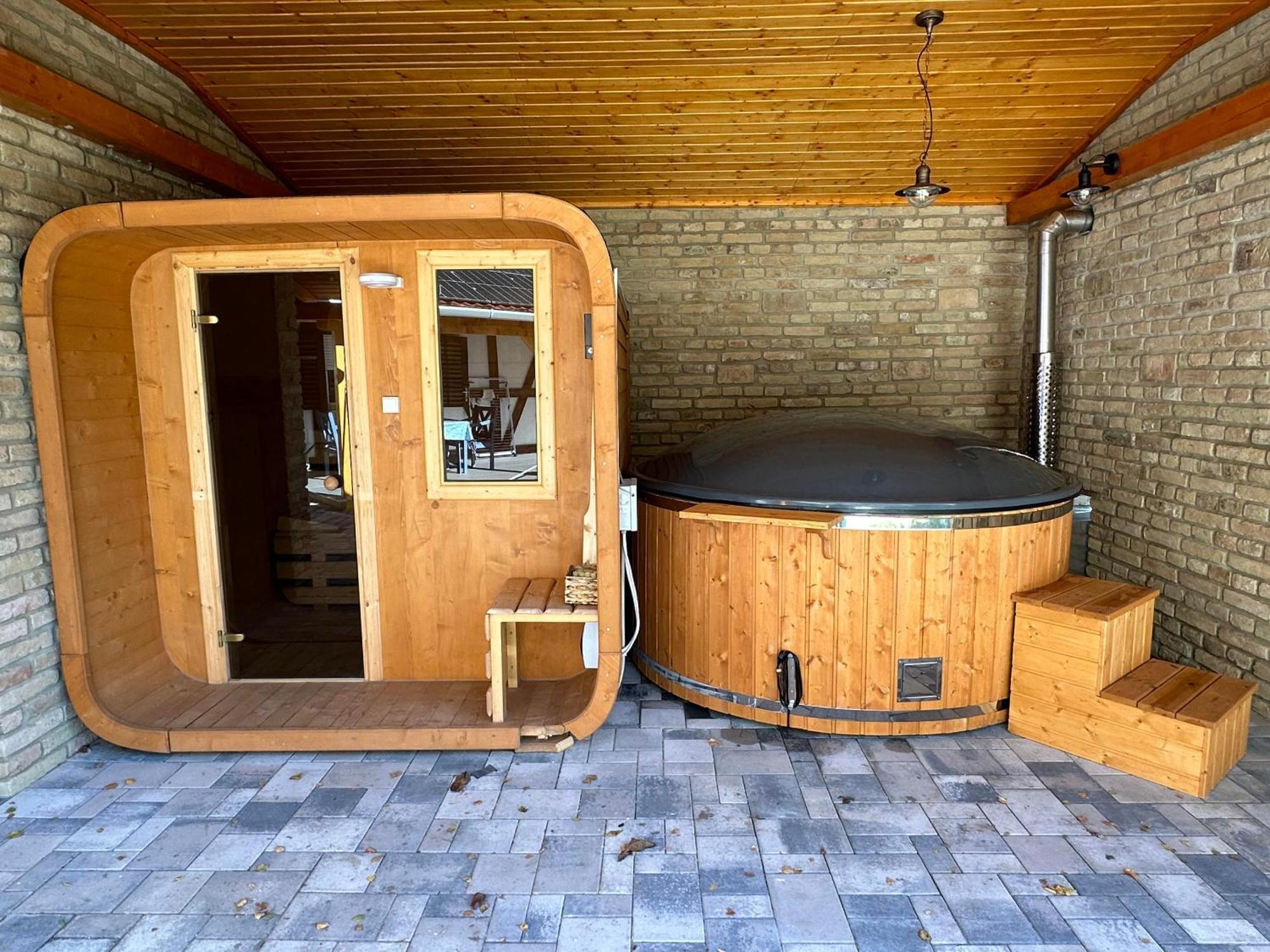 Regina Ranch Hotel Igal Buitenkant foto